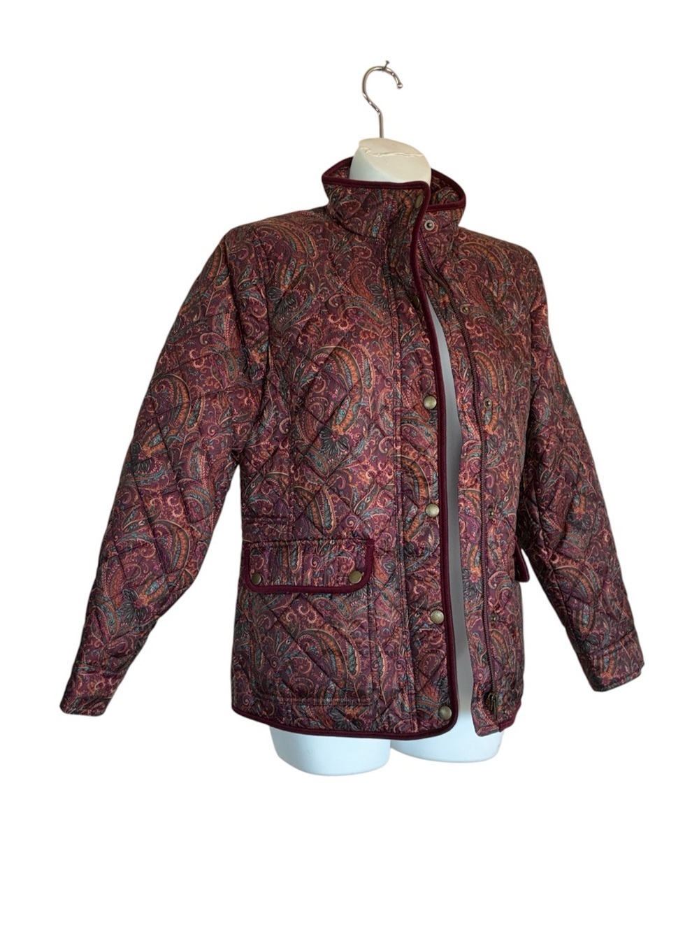 Talbots Jacket, Women's MP, Burgundy paisley, EUC, Quilted Puffer, pockets.